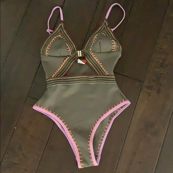 River Island Swimsuit - Picture 2 of 2